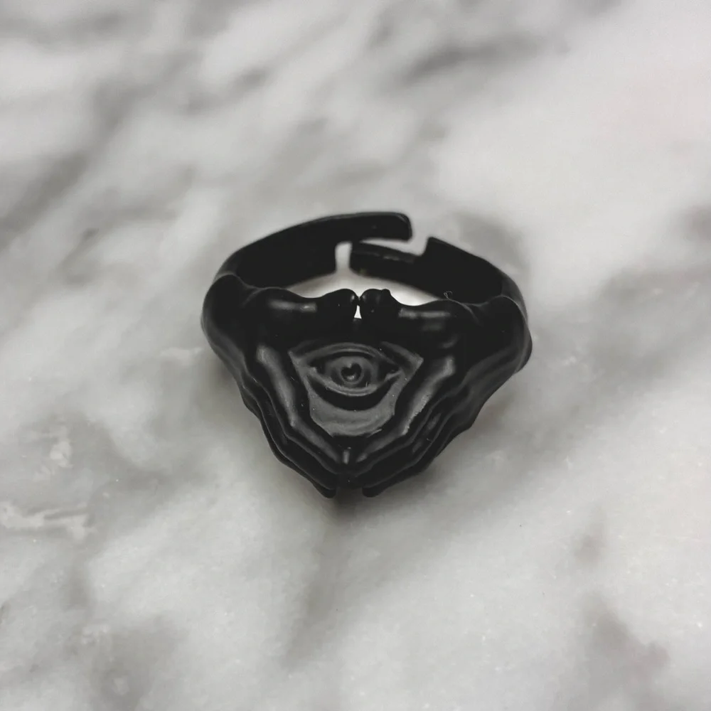 Black metal evil eye signet ring – goth, adjustable - Picture 2 of 2